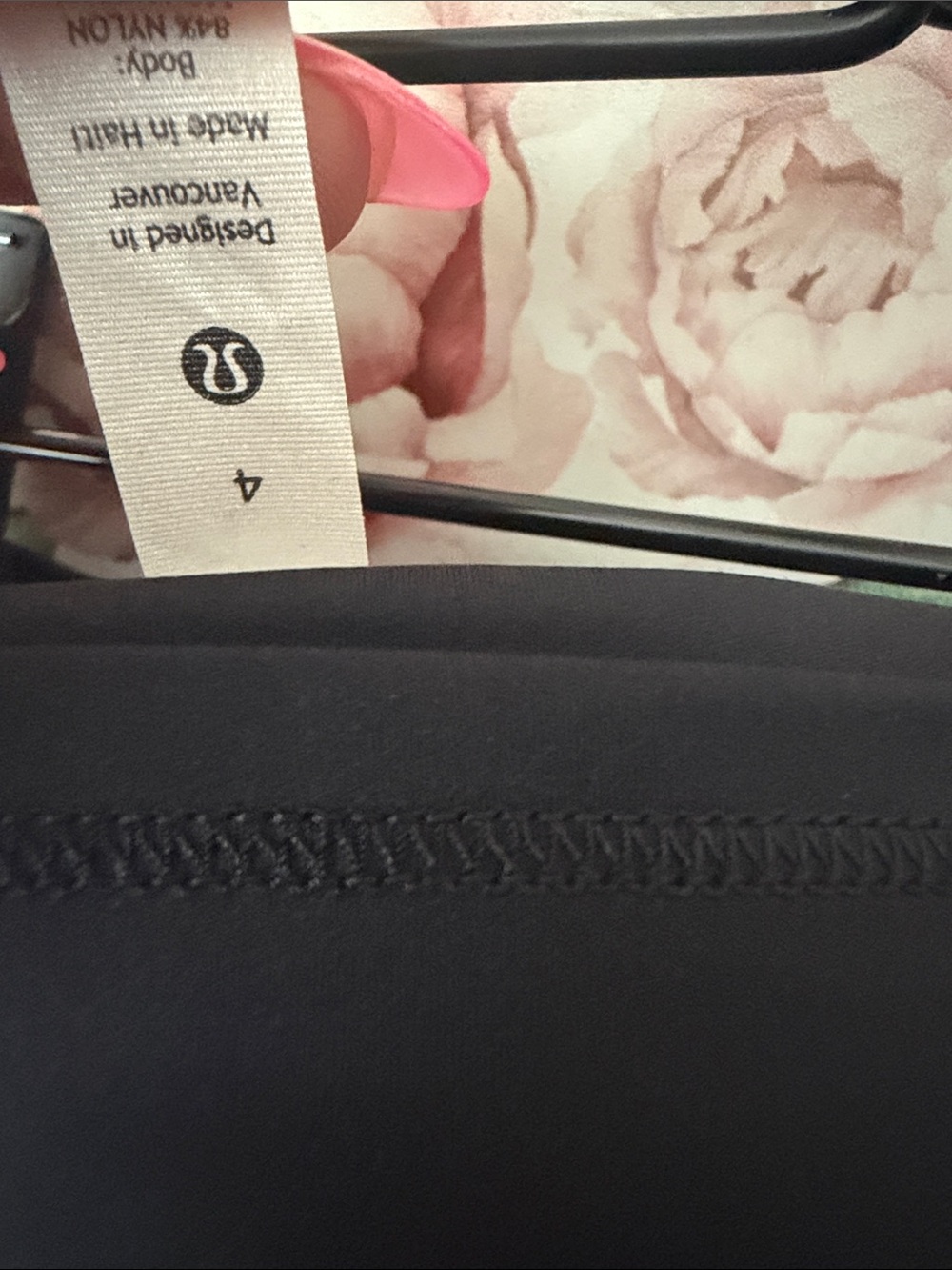177-$40 NWT *FREE SHIP* Lululemon Fast And Free Short 10" Black 4 Biker Pockets - Picture 5 of 5